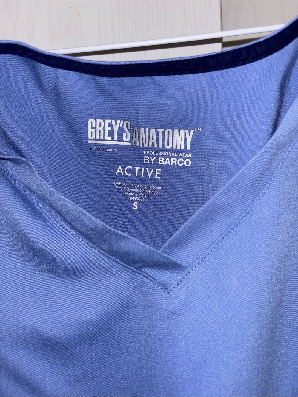 Grey's Anatomy Navy V-Neck Scrub Top - Picture 2 of 7